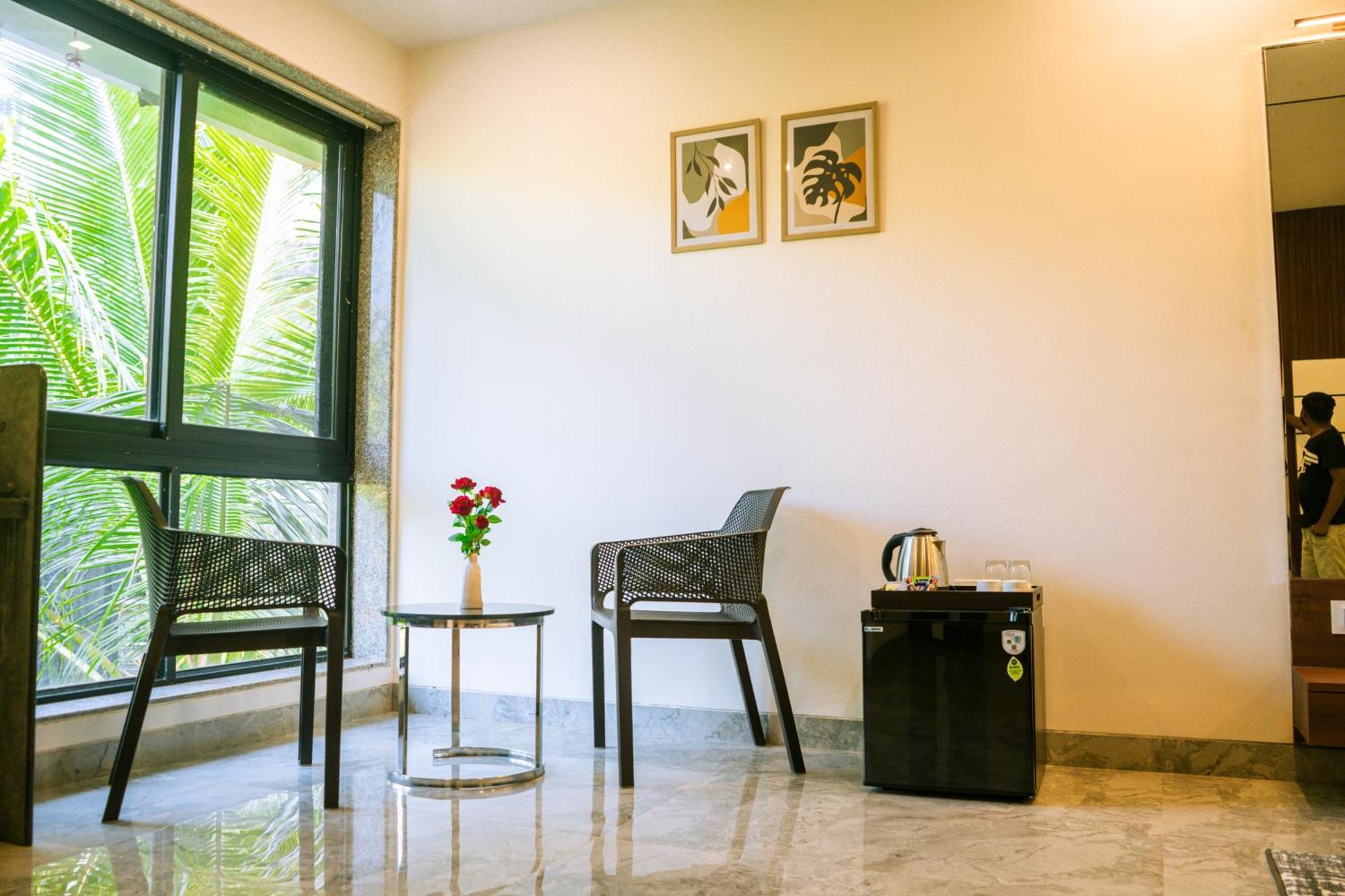 Aqualina Hotel Bhogwe Kültér fotó