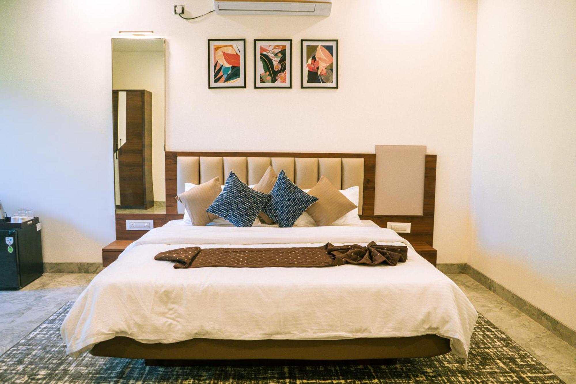 Aqualina Hotel Bhogwe Kültér fotó