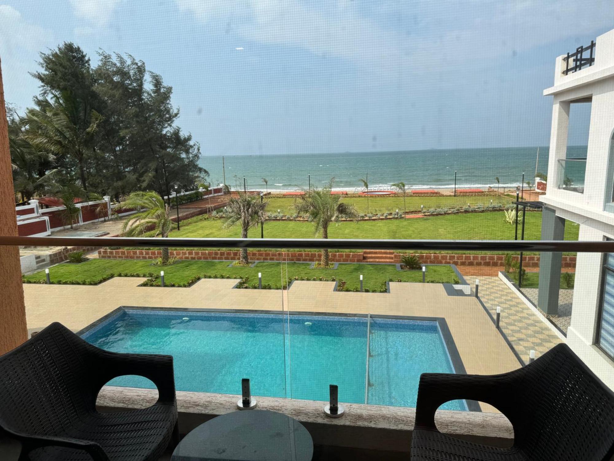 Aqualina Hotel Bhogwe Kültér fotó