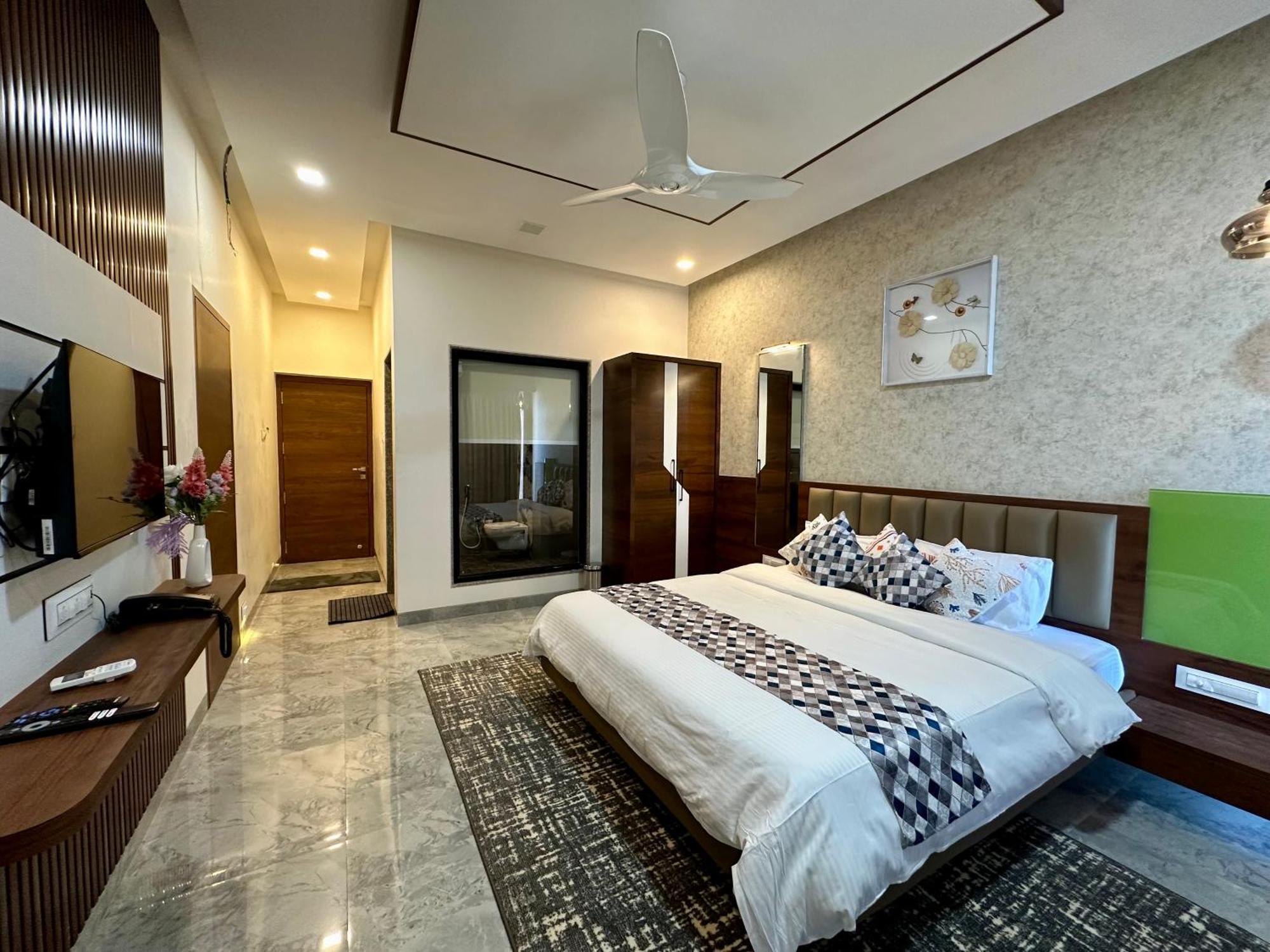 Aqualina Hotel Bhogwe Kültér fotó