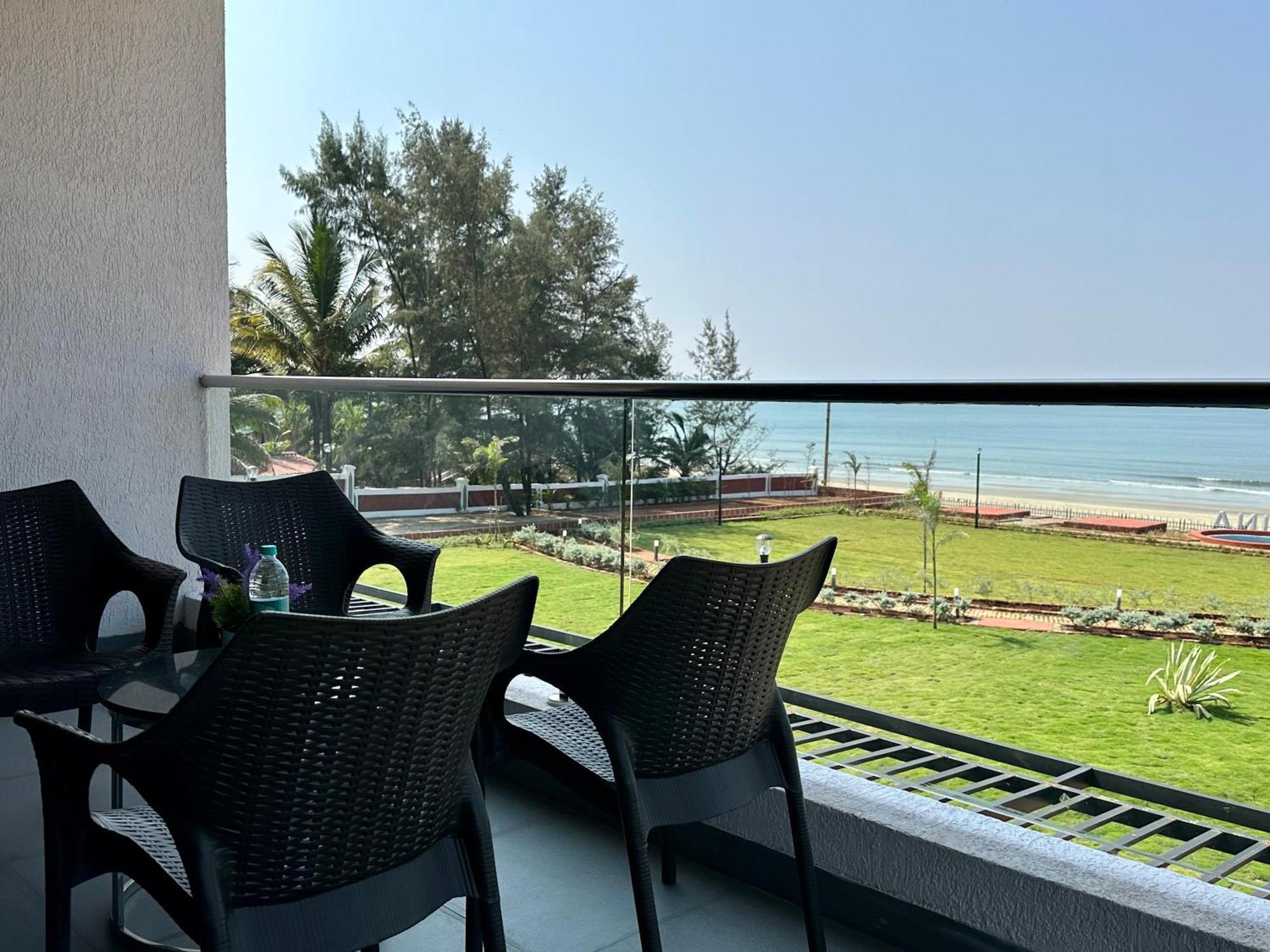 Aqualina Hotel Bhogwe Kültér fotó