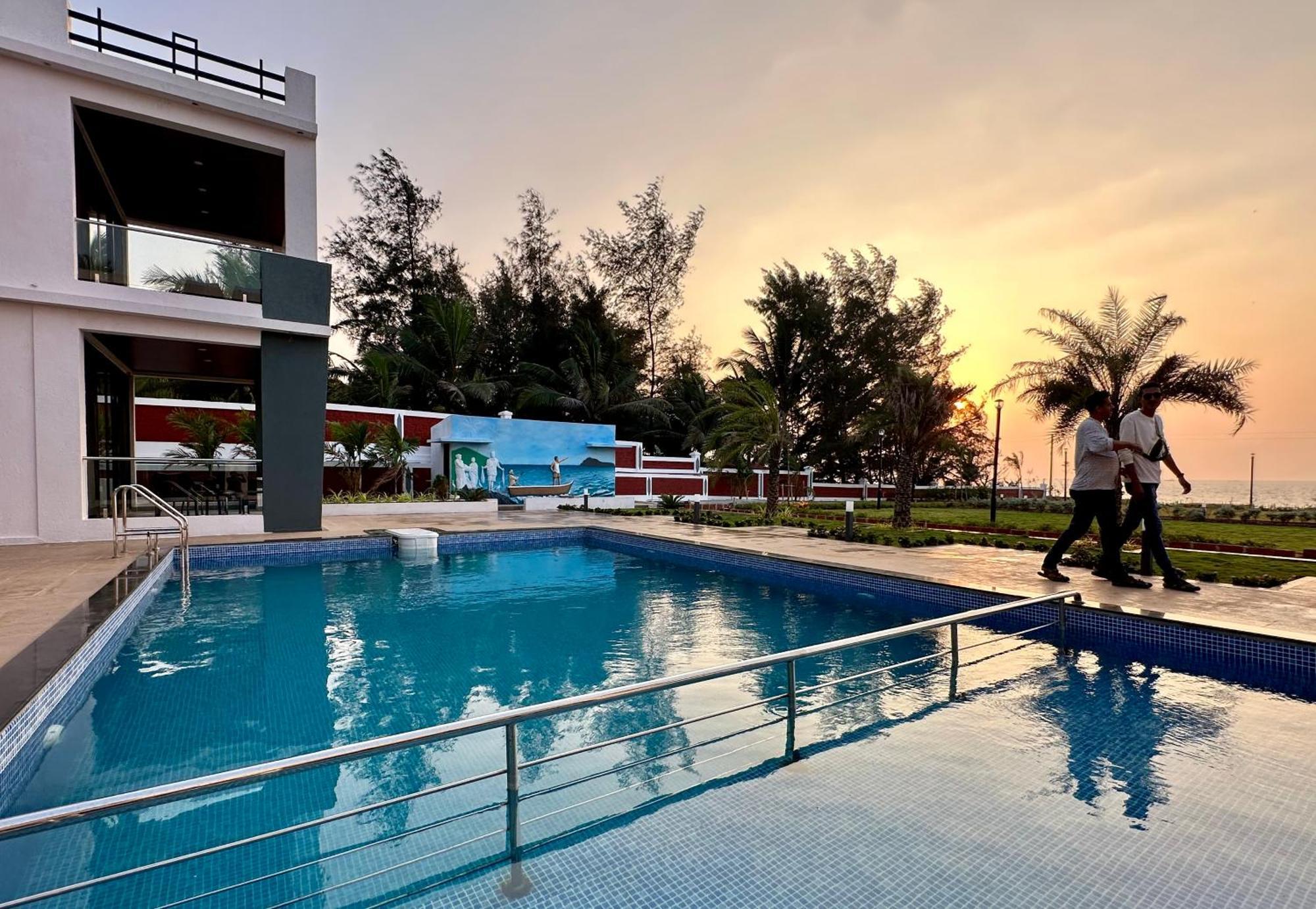 Aqualina Hotel Bhogwe Kültér fotó