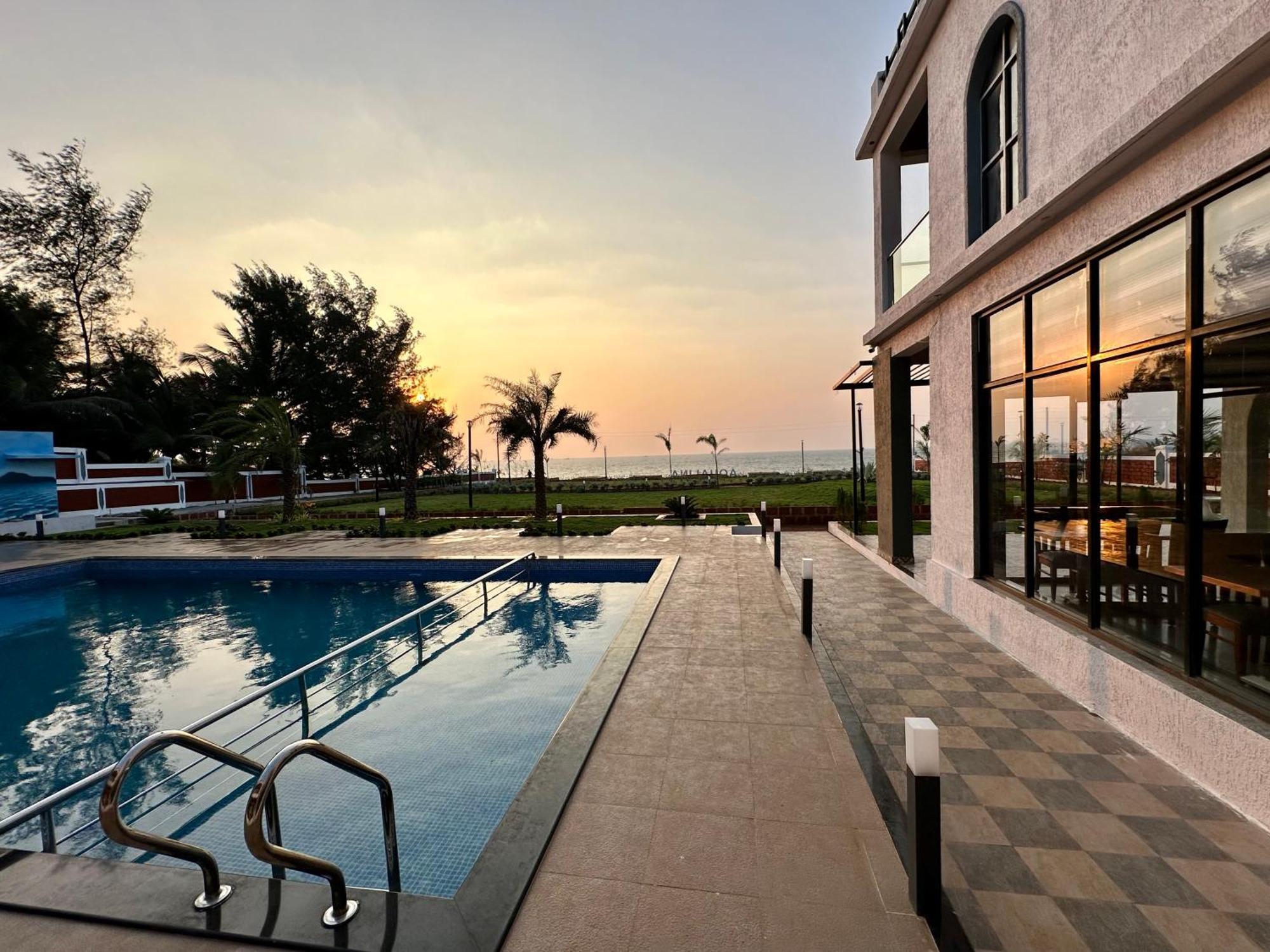 Aqualina Hotel Bhogwe Kültér fotó